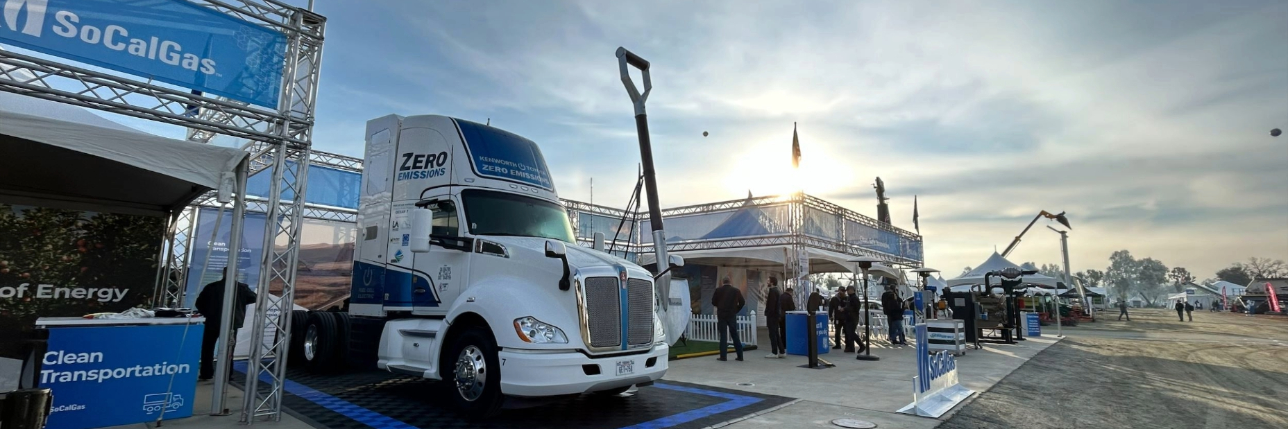 Hydrogen Fuel Cell Truck next to a 30 ft shovel at a SoCalGas exhibit booth