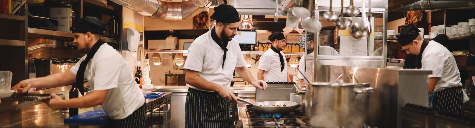 hero-men-cooking-in-kitchen