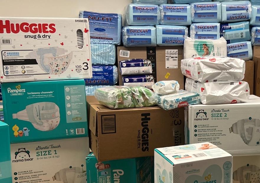 A pile of diapers